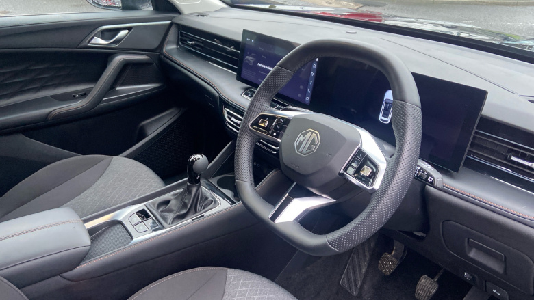 MG HS 1.5 T-GDI SE 5dr Petrol Hatchback